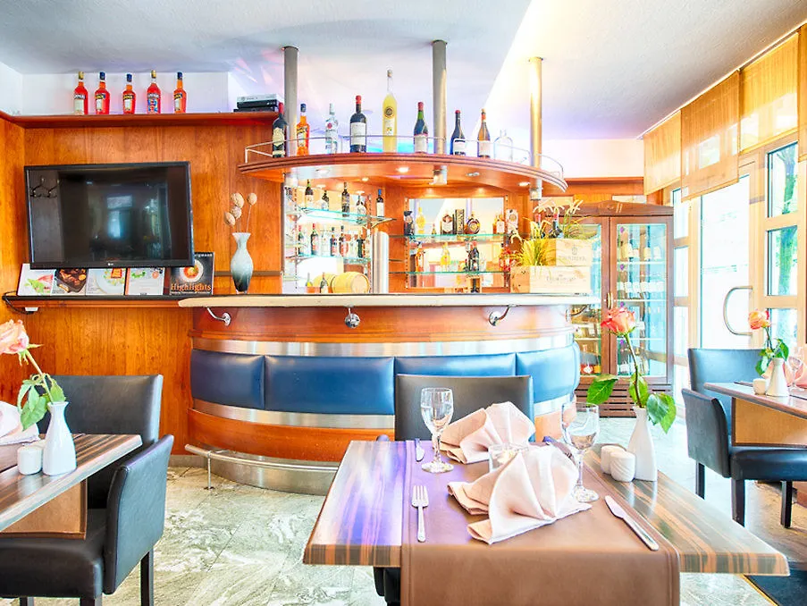 Leonardo Hotel Muenchen City West 4*, München